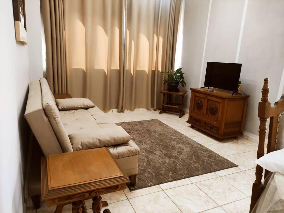 Apartment Centro Com Garagem Wifi Proximo A Congressos